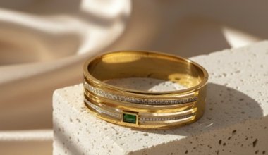 Emarald Linea Bangle