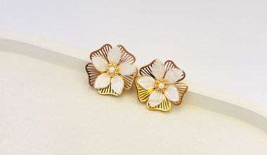 Royale Blossom Earring