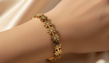 Daisy Floral Bangle